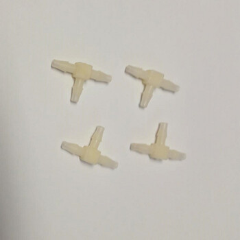 Tubing coupler robart 1/8  t (4) sls