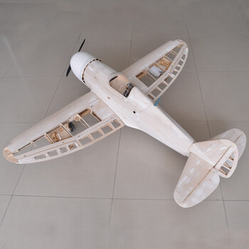 Kit seagull p-47 thunderb 63  (msk balsa