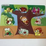 Puzzle nails animals in tree slw