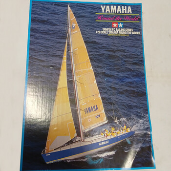 Yacht tam r/c yamaha round the world sls